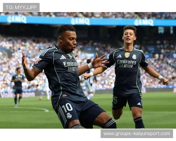 西汉姆联鏖战伯恩利保级关键战双方誓为生存展开激烈对决