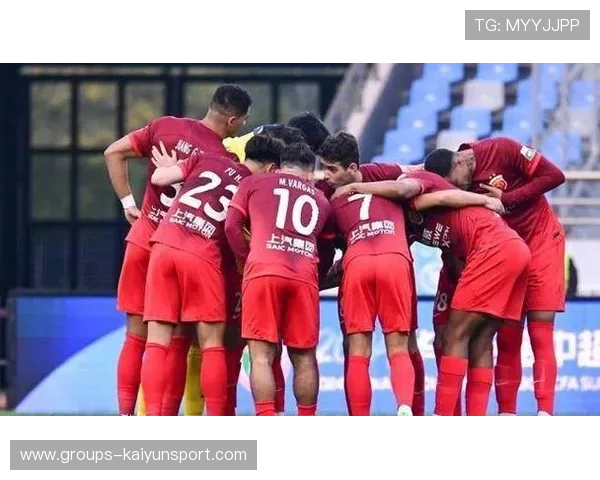 中超冬窗将成史上最乱,强队争抢国脚级球员 中超冬窗将成史上最乱,强队争抢国脚级球员