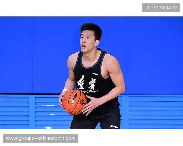 CBA郭艾伦控球突破训练更顺，篮坛新秀的秘密武器