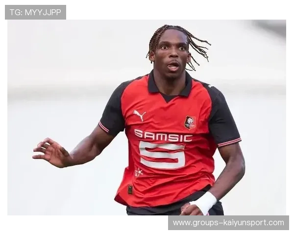 阿森纳拟在夏窗引进一名高质量组织中场,引爆新赛季战略布局 阿森纳拟在夏窗引进一名高质量组织中场,引爆新赛季战略布局