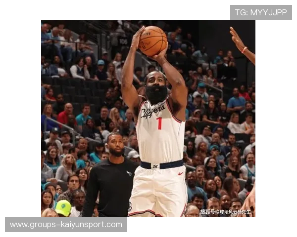 哈登高效得分，快船进攻火力十足！