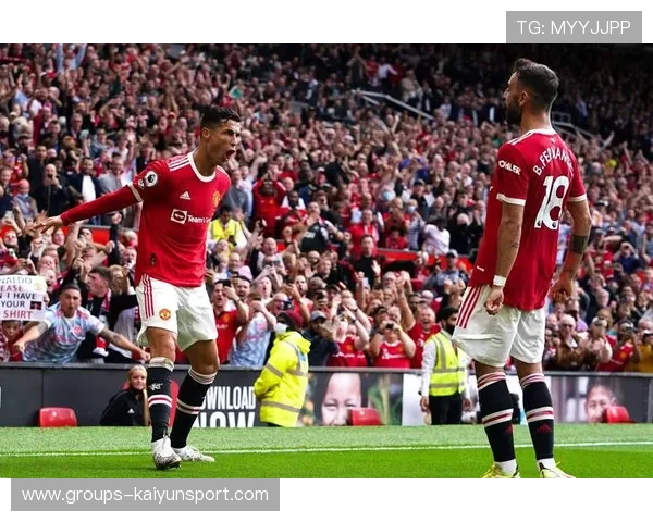 拉什福德外脚背弧线球破门