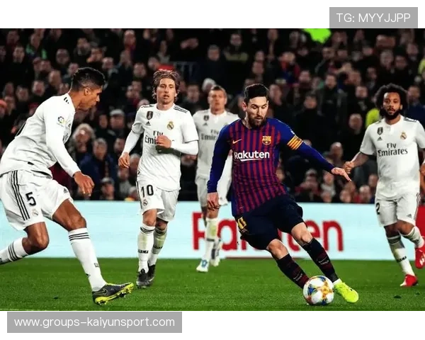 西甲皇马边路速度见长,禁区混战终成优势